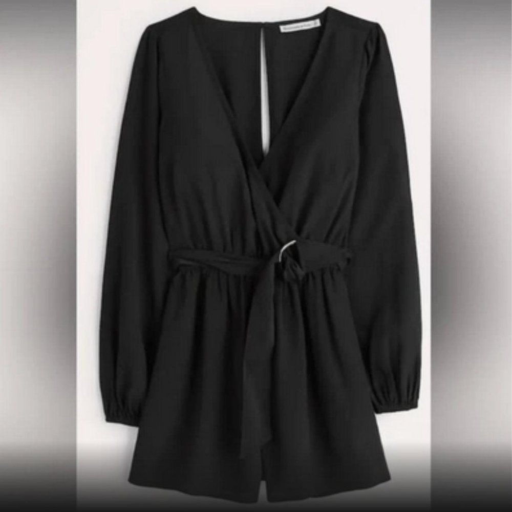 Abercrombie & fitch black Slim-fitting long-sleeve romper XSP